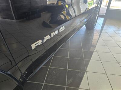 2020 RAM 1500 Laramie Longhorn 4DR CREW CAB/V8   - Photo 35 - Hamilton, OH 45015