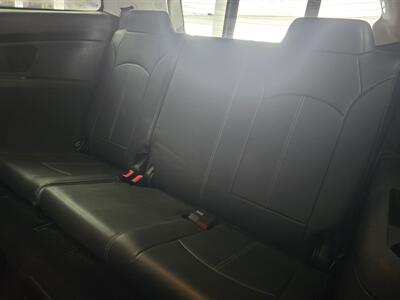 2016 Chevrolet Traverse LT 4DR SUV w/2LT   - Photo 13 - Hamilton, OH 45015