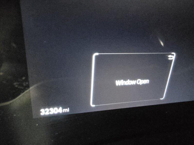 2023 Toyota Corolla Cross XLE - Photo 20 - Hamilton, OH 45015