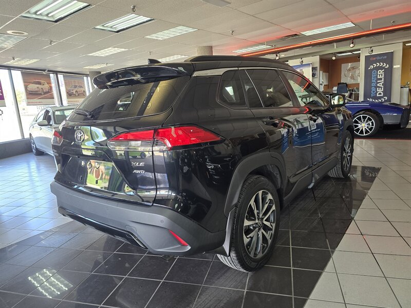 2023 Toyota Corolla Cross XLE - Photo 4 - Hamilton, OH 45015
