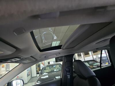 2023 Toyota Corolla Cross XLE - Photo 27 - Hamilton, OH 45015