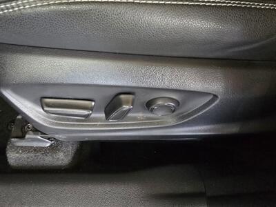 2023 Toyota Corolla Cross XLE - Photo 19 - Hamilton, OH 45015