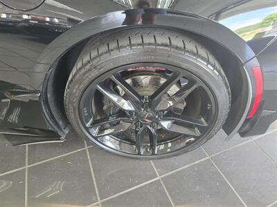 2017 Chevrolet Corvette Stingray Z51   - Photo 37 - Hamilton, OH 45015