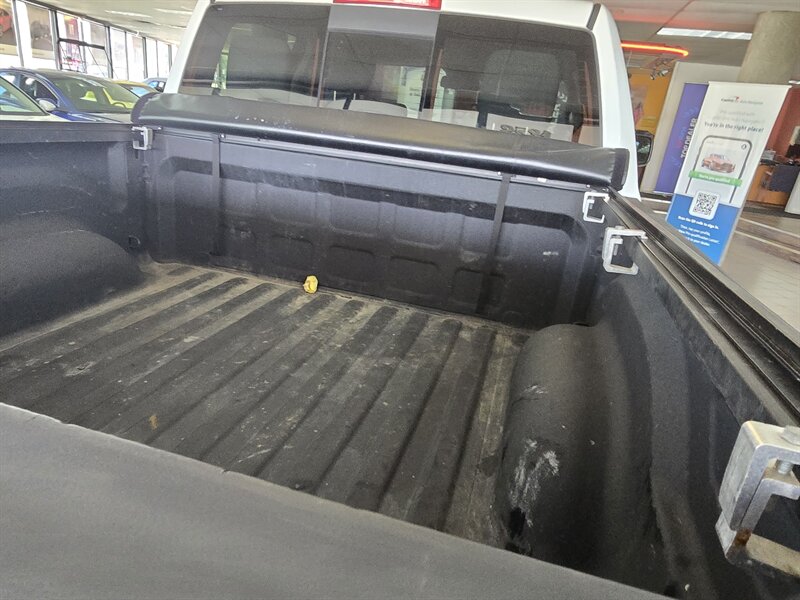 2015 RAM 1500 Big Horn - Photo 33 - Hamilton, OH 45015
