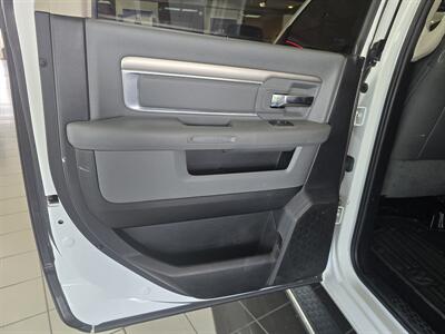 2015 RAM 1500 Big Horn - Photo 10 - Hamilton, OH 45015