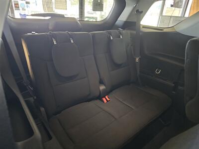 2024 Ford Explorer XLT 4DR SUV AWD   - Photo 19 - Hamilton, OH 45015