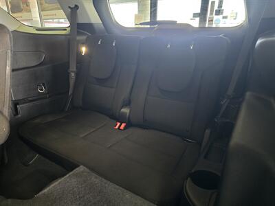 2024 Ford Explorer XLT 4DR SUV AWD   - Photo 13 - Hamilton, OH 45015