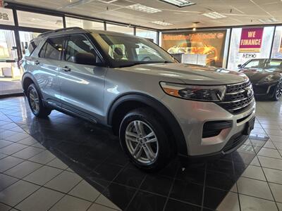 2024 Ford Explorer XLT 4DR SUV AWD   - Photo 3 - Hamilton, OH 45015