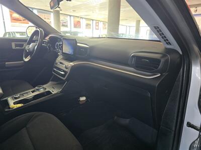 2024 Ford Explorer XLT 4DR SUV AWD   - Photo 15 - Hamilton, OH 45015
