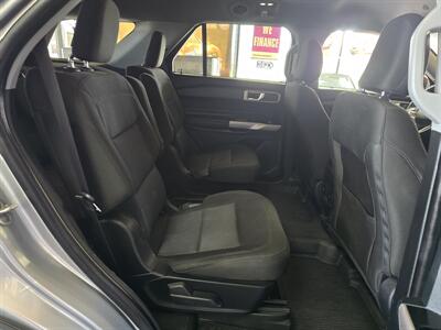 2024 Ford Explorer XLT 4DR SUV AWD   - Photo 18 - Hamilton, OH 45015