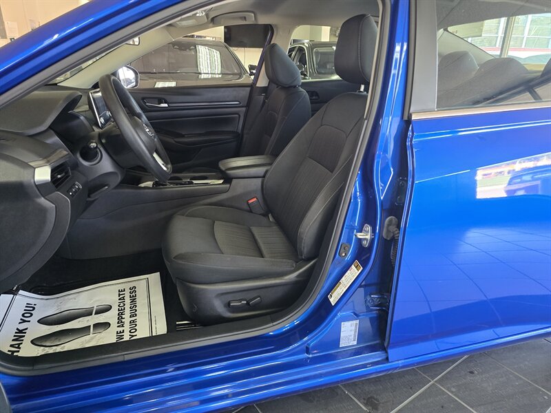2025 Nissan Altima 2.5 SV 4DR SEDAN - Photo 9 - Hamilton, OH 45015