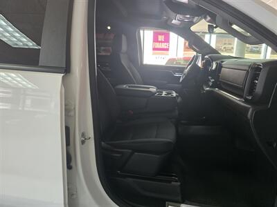 2025 Chevrolet Silverado 1500 LT-CREW CAB-V8 - Photo 16 - Hamilton, OH 45015