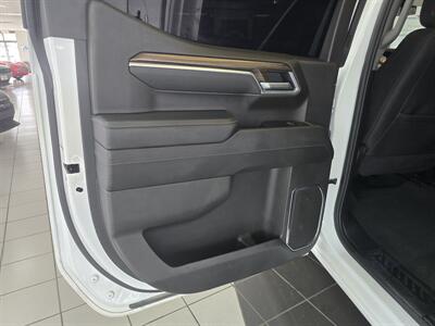 2025 Chevrolet Silverado 1500 LT-CREW CAB-V8 - Photo 11 - Hamilton, OH 45015
