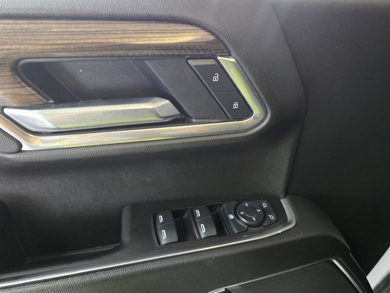 2025 Chevrolet Silverado 1500 LT-CREW CAB-V8 - Photo 20 - Hamilton, OH 45015