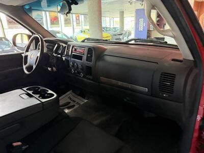 2010 Chevrolet Silverado 1500 LT 4DR EXTENDED CAB - Photo 21 - Hamilton, OH 45015