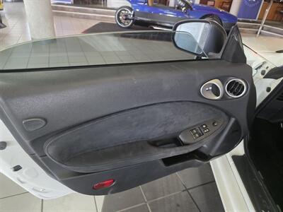 2015 Nissan 370Z ROADSTER 2DR CONVERTIBLE   - Photo 10 - Hamilton, OH 45015