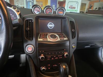 2015 Nissan 370Z ROADSTER 2DR CONVERTIBLE   - Photo 22 - Hamilton, OH 45015