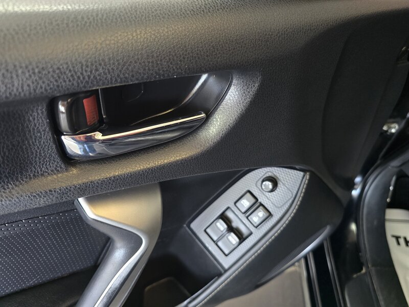 2017 Toyota 86 Base 2DR COUPE - Photo 24 - Hamilton, OH 45015