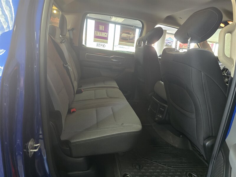 2019 RAM 1500 Big Horn 4DR CREW CAB - Photo 15 - Hamilton, OH 45015