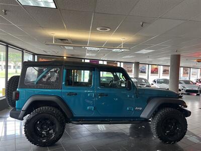 2020 Jeep Wrangler UNLIMITED SPORT 4DR SUV 4X4   - Photo 5 - Hamilton, OH 45015