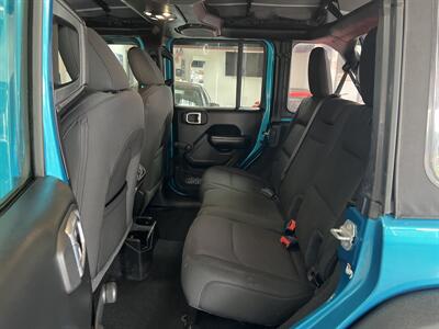 2020 Jeep Wrangler UNLIMITED SPORT 4DR SUV 4X4   - Photo 15 - Hamilton, OH 45015