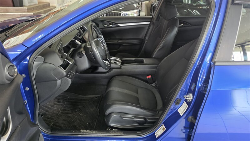 2019 Honda Civic Sport 4DR SEDAN - Photo 9 - Hamilton, OH 45015