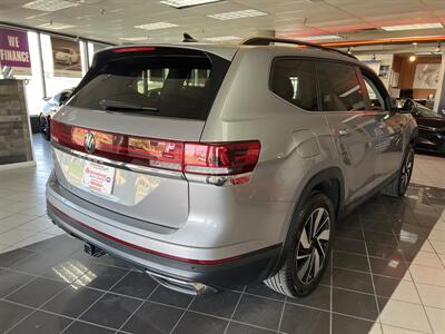 2024 Volkswagen Atlas SE   - Photo 5 - Hamilton, OH 45015