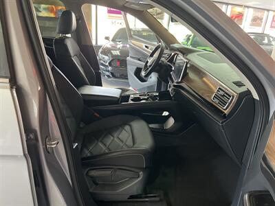 2024 Volkswagen Atlas SE   - Photo 24 - Hamilton, OH 45015