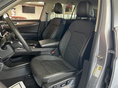 2024 Volkswagen Atlas SE   - Photo 9 - Hamilton, OH 45015