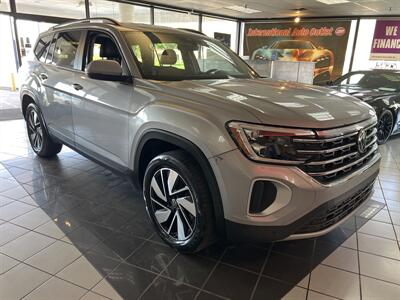 2024 Volkswagen Atlas SE   - Photo 3 - Hamilton, OH 45015
