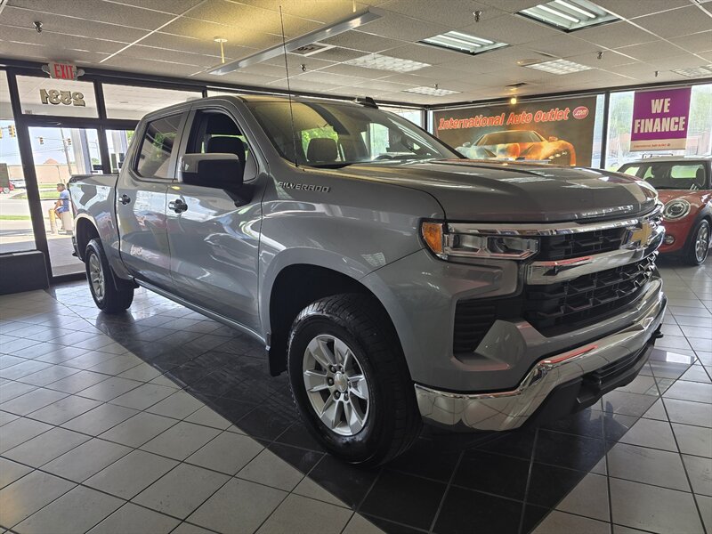 2025 Chevrolet Silverado 1500 LT - Photo 3 - Hamilton, OH 45015