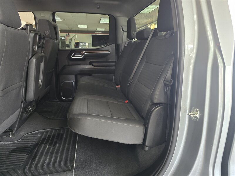 2025 Chevrolet Silverado 1500 LT - Photo 12 - Hamilton, OH 45015