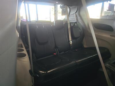 2020 Chrysler Pacifica Touring L  4DR MINI-VAN CAMERA   - Photo 16 - Hamilton, OH 45015