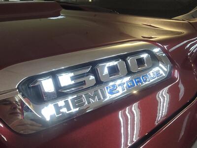 2024 RAM 1500 Laramie CREW CAB/HEMI - Photo 31 - Hamilton, OH 45015