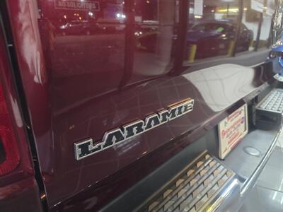 2024 RAM 1500 Laramie CREW CAB/HEMI - Photo 32 - Hamilton, OH 45015