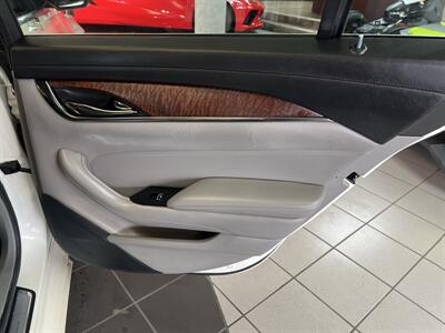 2014 Cadillac CTS 2.0T   - Photo 19 - Hamilton, OH 45015