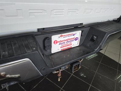 2019 Ford F-350 XLT SUPER CREW 4X4/FX4   - Photo 28 - Hamilton, OH 45015