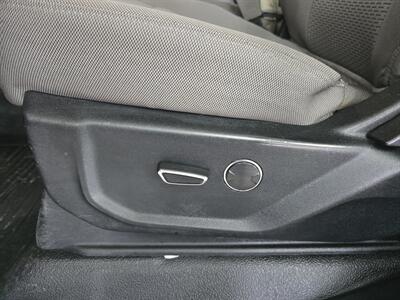2019 Ford F-350 XLT SUPER CREW 4X4/FX4   - Photo 17 - Hamilton, OH 45015