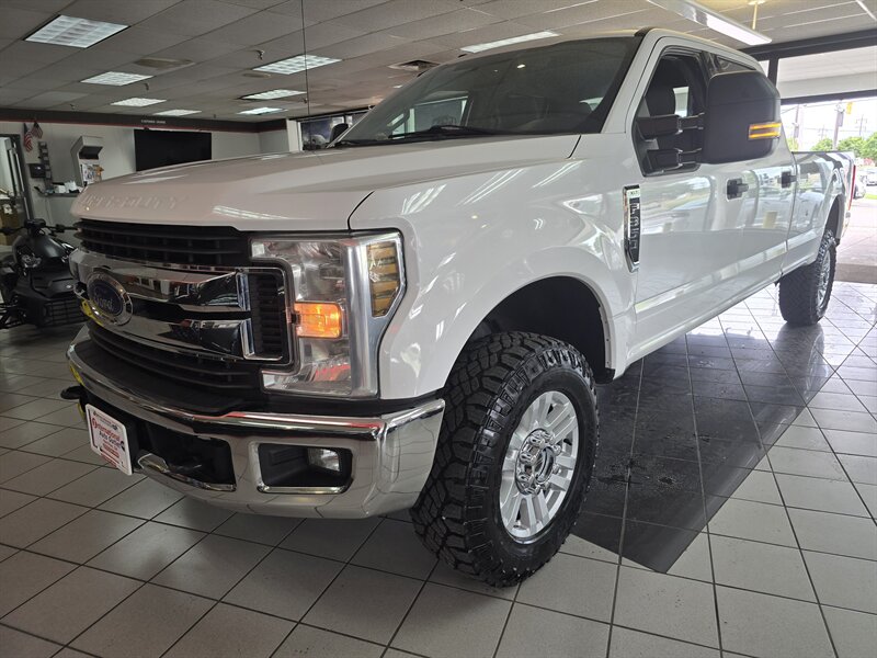 2019 Ford F-350 XLT SUPER CREW 4X4/FX4  
