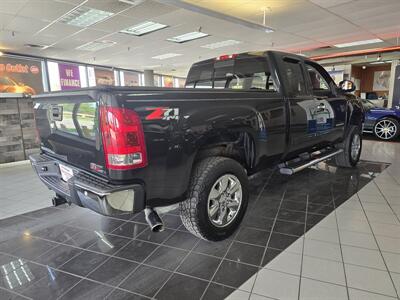 2012 GMC Sierra 1500 SLE 4DR EXTENDED CAB 4X4 - Photo 4 - Hamilton, OH 45015
