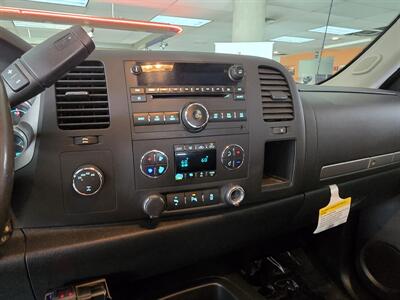 2012 GMC Sierra 1500 SLE 4DR EXTENDED CAB 4X4 - Photo 22 - Hamilton, OH 45015