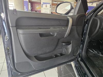 2012 GMC Sierra 1500 SLE 4DR EXTENDED CAB 4X4 - Photo 7 - Hamilton, OH 45015