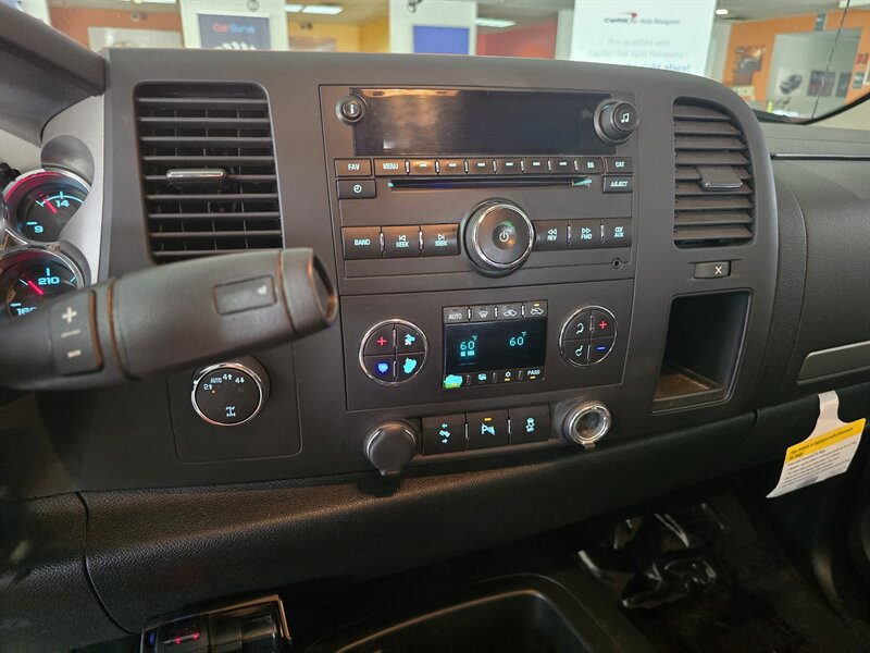2012 GMC Sierra 1500 SLE 4DR EXTENDED CAB 4X4 - Photo 19 - Hamilton, OH 45015