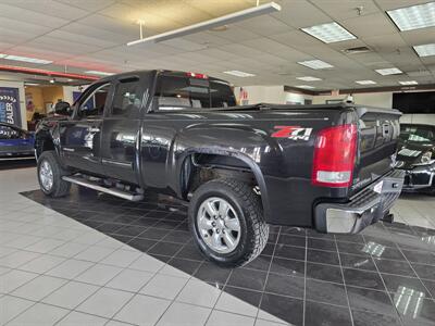 2012 GMC Sierra 1500 SLE 4DR EXTENDED CAB 4X4 - Photo 6 - Hamilton, OH 45015
