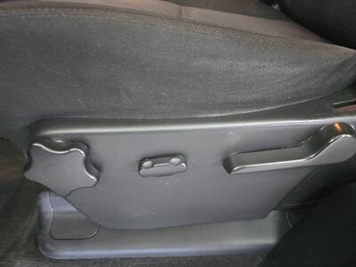 2012 GMC Sierra 1500 SLE 4DR EXTENDED CAB 4X4 - Photo 18 - Hamilton, OH 45015