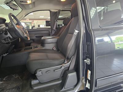 2012 GMC Sierra 1500 SLE 4DR EXTENDED CAB 4X4 - Photo 9 - Hamilton, OH 45015