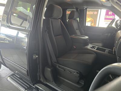 2012 GMC Sierra 1500 SLE 4DR EXTENDED CAB 4X4 - Photo 14 - Hamilton, OH 45015