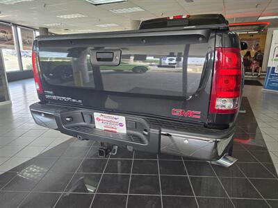 2012 GMC Sierra 1500 SLE 4DR EXTENDED CAB 4X4 - Photo 5 - Hamilton, OH 45015