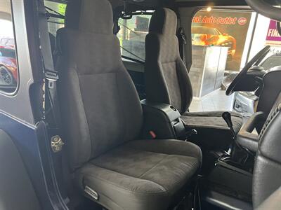 2005 Jeep Wrangler X   - Photo 17 - Hamilton, OH 45015
