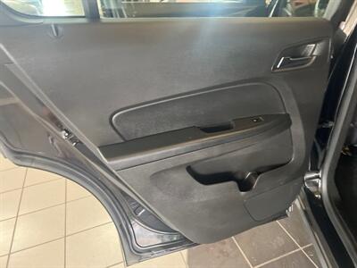 2015 Chevrolet Equinox LS   - Photo 18 - Hamilton, OH 45015